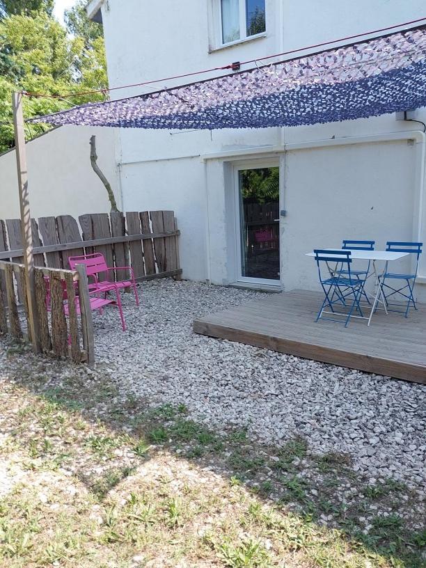 Mas Constantin Lägenhet Salin-de-Giraud Exteriör bild
